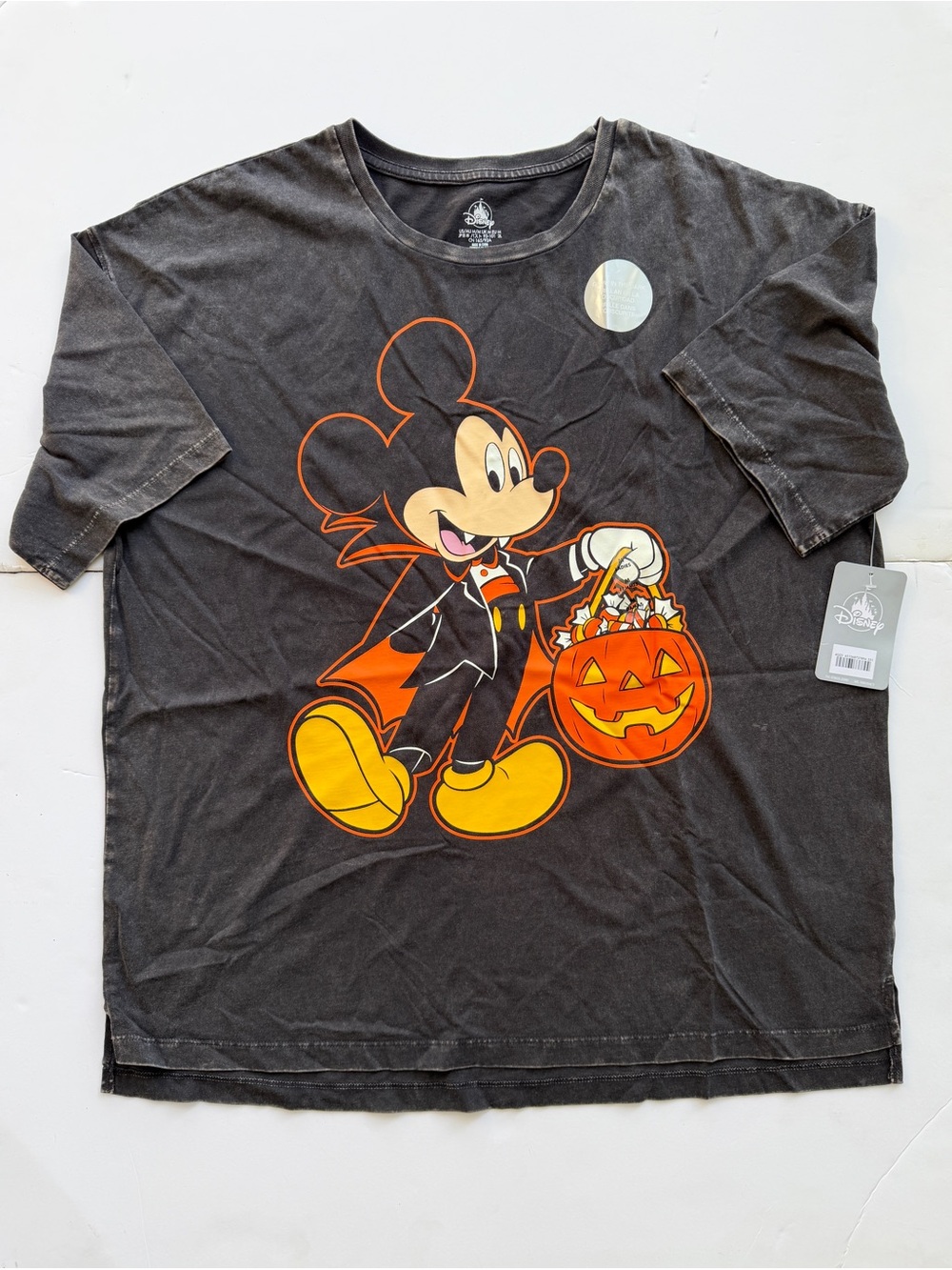 Disney Halloween Vampire Mickey Mouse Glow in the Dark